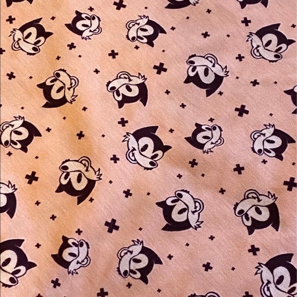 LulaRoe Chrissy T - Picture 2 of 5